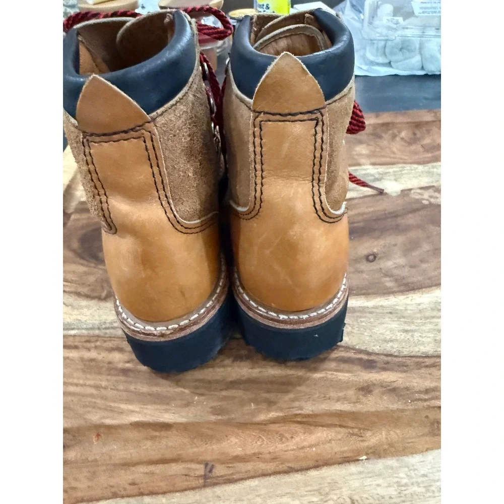 Vintage Oshmans Hiking Boots Tan Suede Leather Vibram Sole NWT Mens 6.5